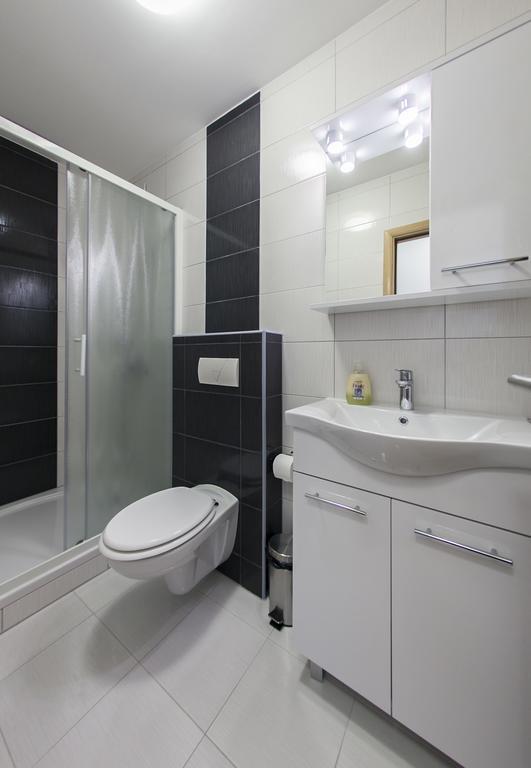 Villa Klara Guest House Baška Voda Екстериор снимка