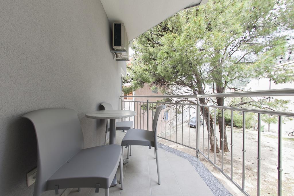 Villa Klara Guest House Baška Voda Екстериор снимка